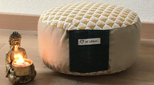 meditationskissen frieden