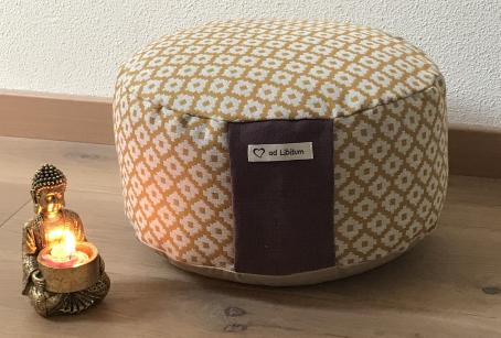 "Wachstum" Meditationskissen mit Dinkelspelzfüllung