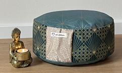 meditationskissen sich öffnen für die fülle